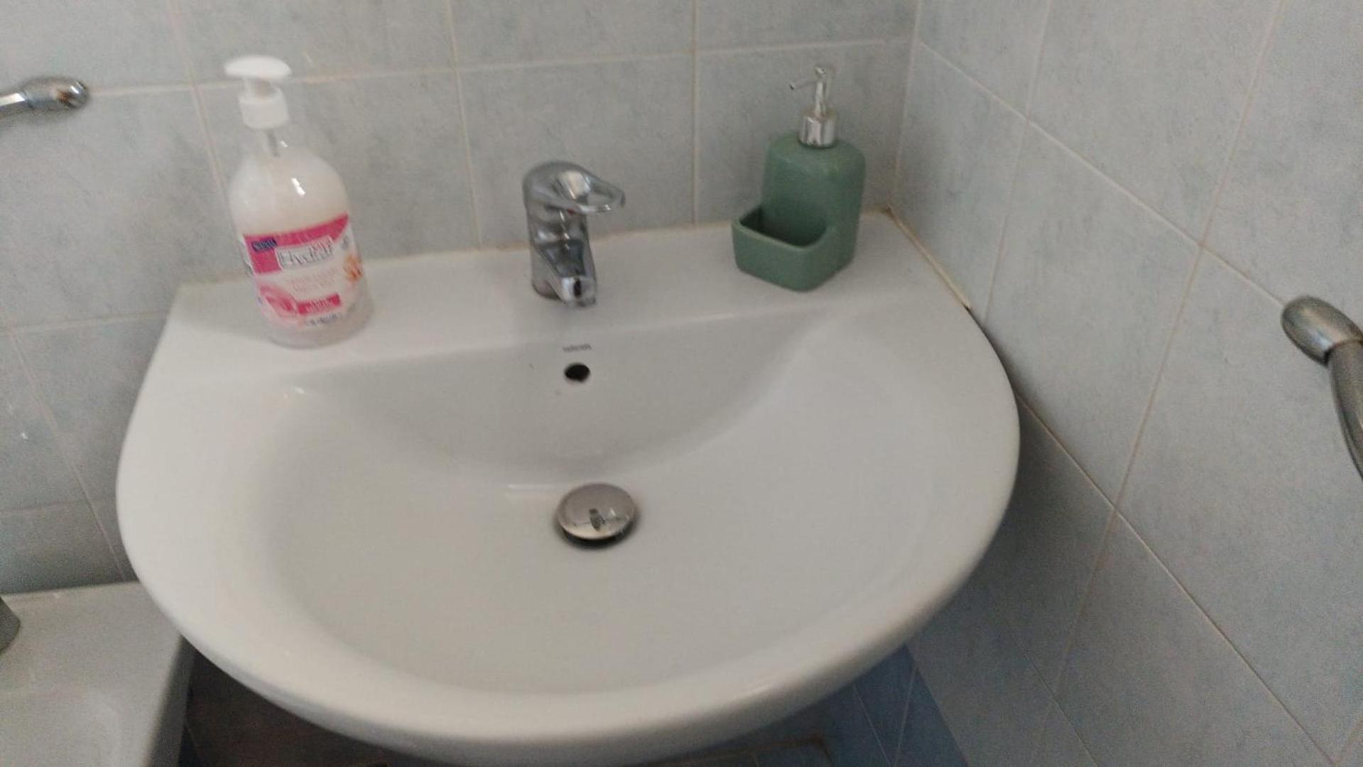 Apartamento Casa N 2 Con Parcheggio Privato E Colonnina Ricarica Livorno Exterior foto