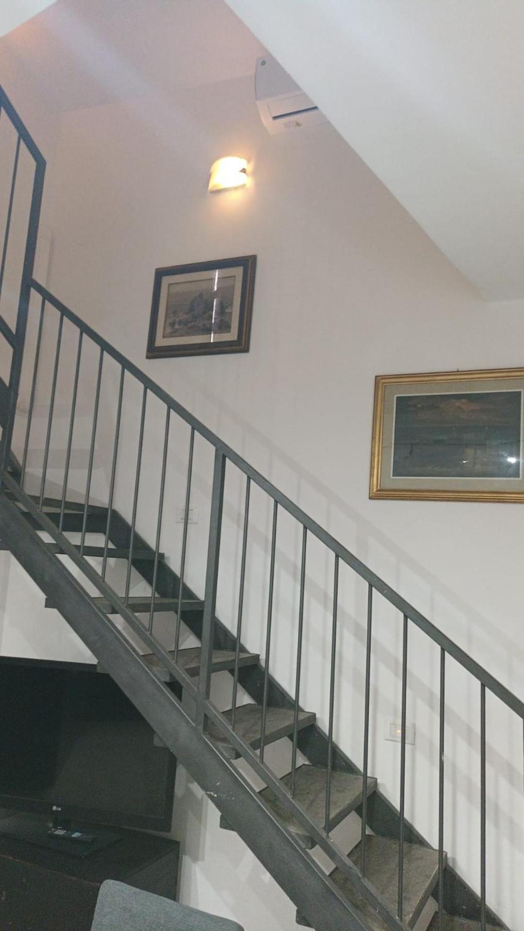 Apartamento Casa N 2 Con Parcheggio Privato E Colonnina Ricarica Livorno Exterior foto