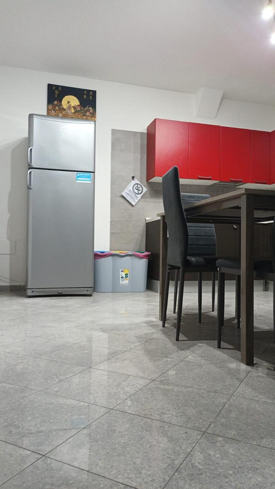 Apartamento Casa N 2 Con Parcheggio Privato E Colonnina Ricarica Livorno Exterior foto